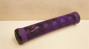 画像2: Volume"VLM"Grip [149mm×29mm/Black Purple Marble]