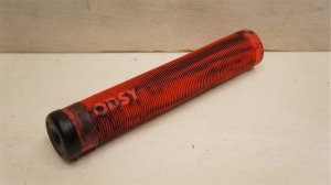 画像2: Odyssey "BrocRaiford Sig" Grip[30mm×156mm/Black Red Swirl]