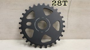 画像1: [28T] Sunday"Sabretooth V2"Sprocket [Black].