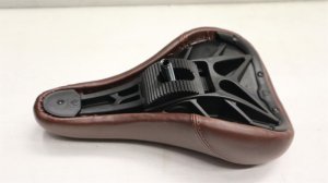 画像5: [Pivotal] Eclat "Bios" Seat [Fat/ BrownLeather]
