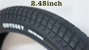 画像1: [2.45] Odyssey "MikeAitken Street" Tire [100PSI /Black]
