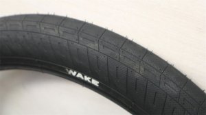 画像2: Kink"Wake"Tire [2.45/ 35〜60PSI /Black].