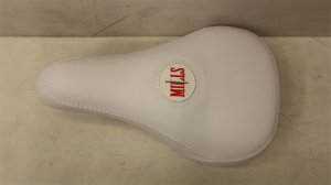 画像3: [Pivotal] Fiend "Mills" Seat [Fat/ White]