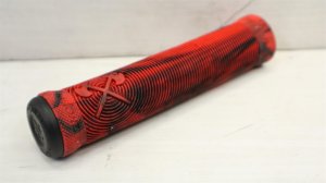 画像2: Demolition "Axle" Grip [Black Red Marble /148mm×31mm/Flangeless]