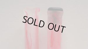 画像1: Demolition "Axle" Grip [148mm×31mm/ ClearRed Marble]