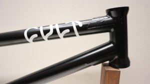 画像1: Cult "Tech" Frame [TT20.6 / CS 12.9~13.2 /Black]