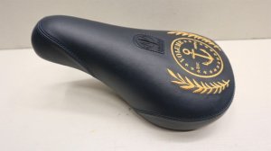 画像1: [Pivotal] Volume "Nautical" Seat [Navy]