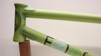 Fiend "Raekes" Frame [TT20.6 / CS 13 / Trans Earth Green]