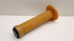 画像2: TerribleOne"JoeRich"Grip[143mm×30mm/ Gum]