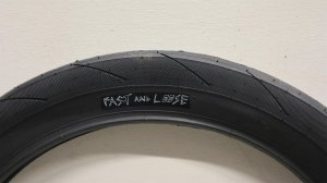 画像2: [2.4] Cult"Pool Fast And Loose"Tire [110PSI/ Black].