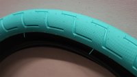 [2.4] BSD "Donnastreet" Tire [Teal]