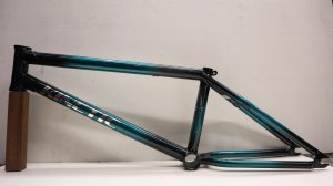画像2: Kink "Kinetic" Frame [TT20.5/ CS13/ Cayman Blue]