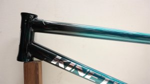 画像1: Kink "Kinetic" Frame [TT20.5/ CS13/ Cayman Blue]