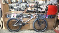 DurcusOne "Moto V2" [20.5 / Matt Raw]