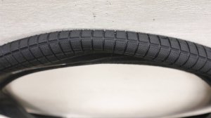 画像3: [2.25] Demolition "Hammerhead" Tire [Street/ 110PSI/ Black]
