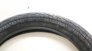 画像2: [18インチ用/ 2.1] Zen "Innova" Tire [65PSI/ Black]