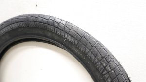 画像1: [18インチ用/ 2.1] Zen "Innova" Tire [65PSI/ Black]