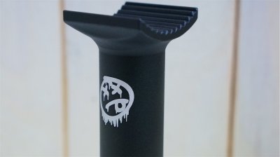 画像2: [Pivotal] BSD "Blitzed" SeatPost [135mm/Black]