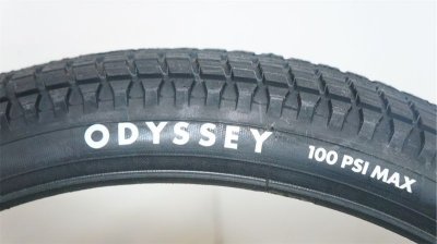 画像1: Odyssey "MikeAitken Street" Tire [2.25/Black]