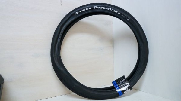 画像2: [1.95] Tioga "PowerBlock" Tire [Black] (2)