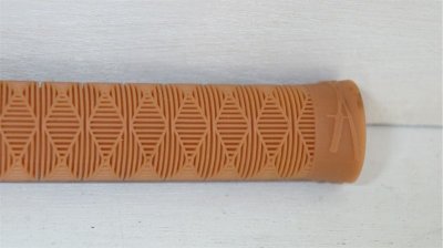 画像2: Kink "Samurai" Grip [147mm×27mm/Gum].