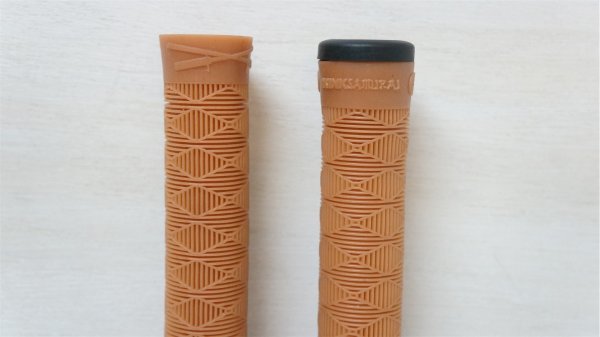 画像1: Kink "Samurai" Grip [147mm×27mm/Gum]. (1)