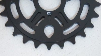 画像3: [25T] TerribleOne "Logan's Run" Sprocket [Black].