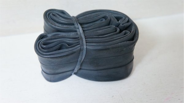 画像1: [20インチ] Cinema Inner Tube [2.1〜2.45] (1)