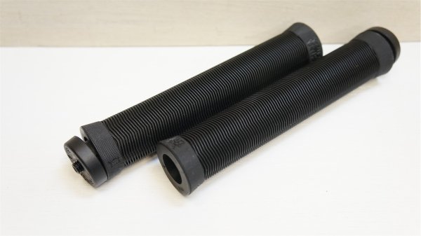 画像1: Stranger "Piston Super Soft" Grip [162mm×29mm/ Black] (1)