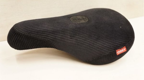 画像1: [Pivotal] Odyssey "Broc Fatcap" Seat [Fat / Black]. (1)