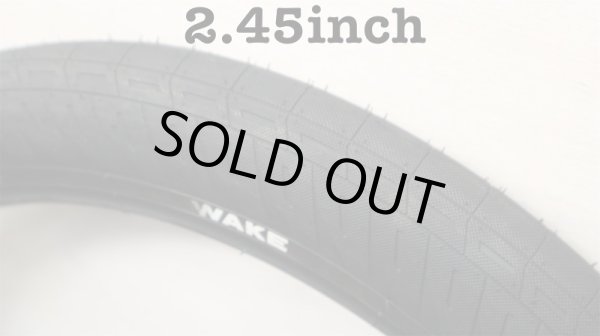 画像1: Kink"Wake"Tire [2.45/ 35〜60PSI /Black] (1)