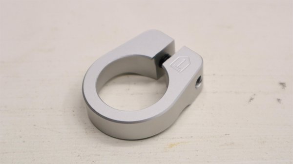 画像1: TerribleOne "TW" SeatClamp [28.6/Silver] (1)