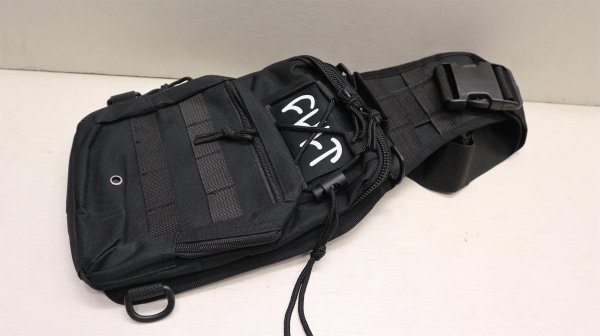 画像1: Cult "Tactical" MilitaryStyleCrossbody Pack [Black]. (1)