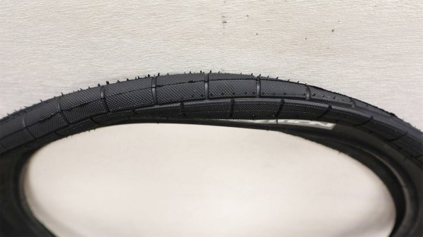 画像4: [2.0] Demolition "Momentum" Tire [110PSI/ Black] (4)