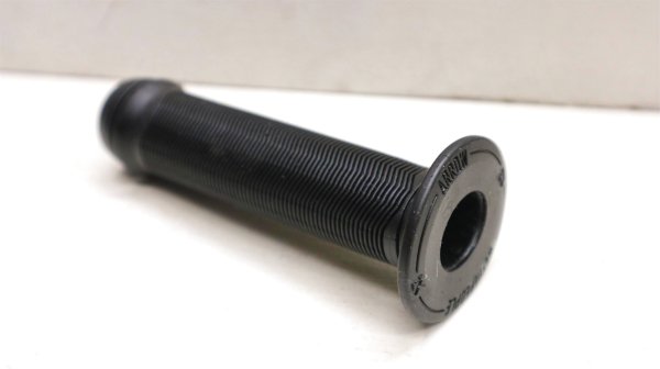 画像4: WeThePeople "Arrow" Grip [111mm×27mm/Black/ Flange] (4)