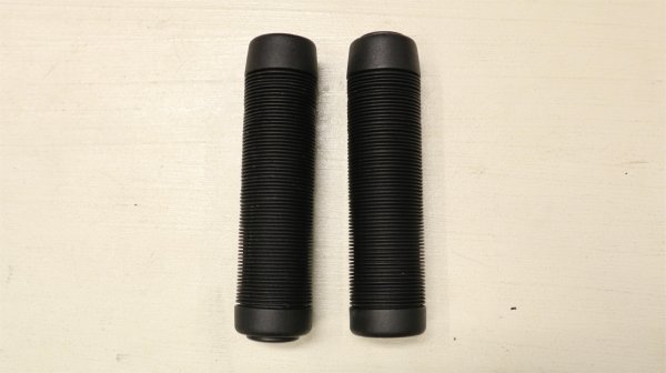 画像1: Motel Works Grip [121mm×30.5mm/Black] (1)