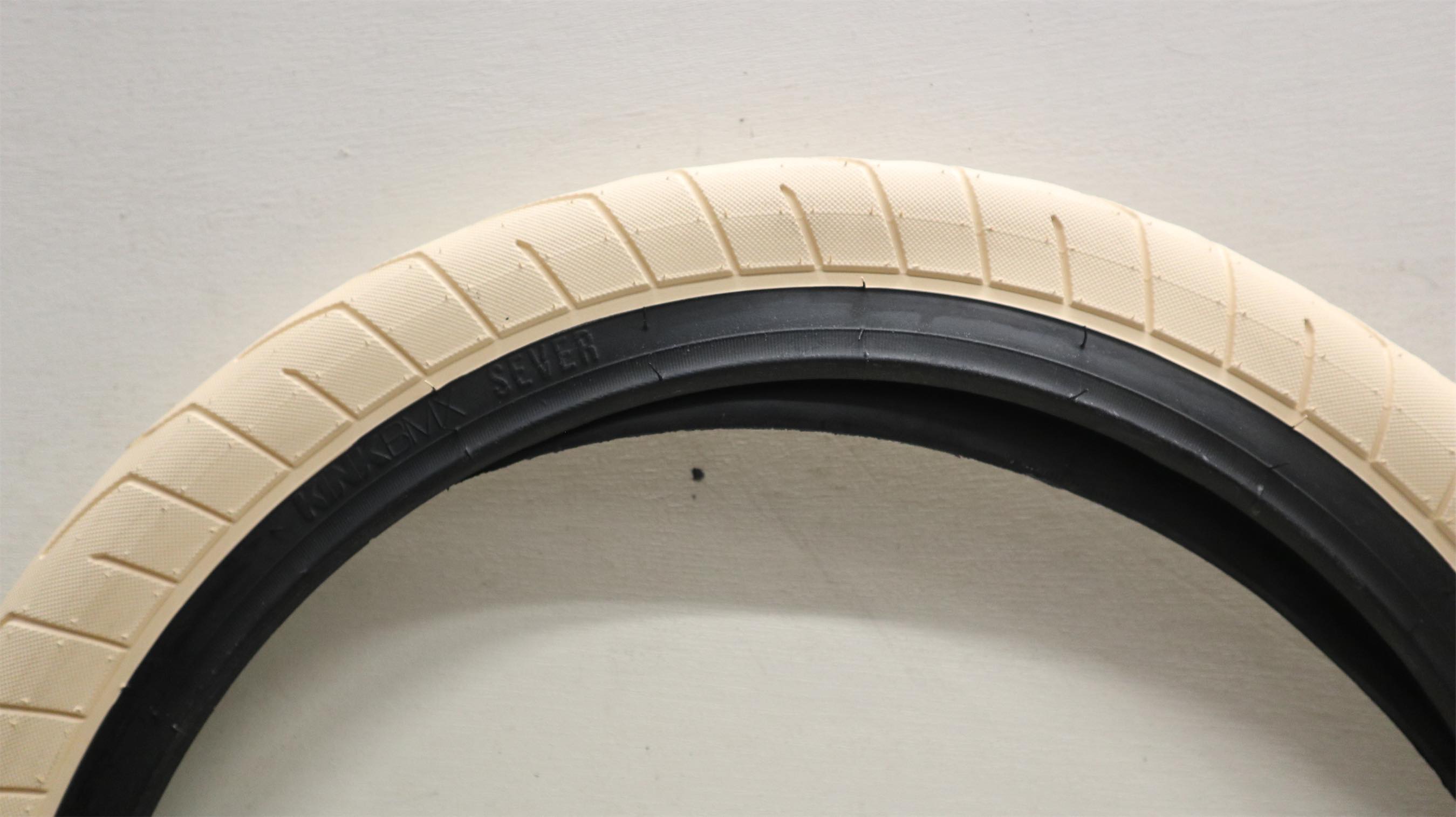 BMX F- 2.30 タイヤ＆ホイール BMX F- 2.30 タイヤ＆ホイール - メルカリ