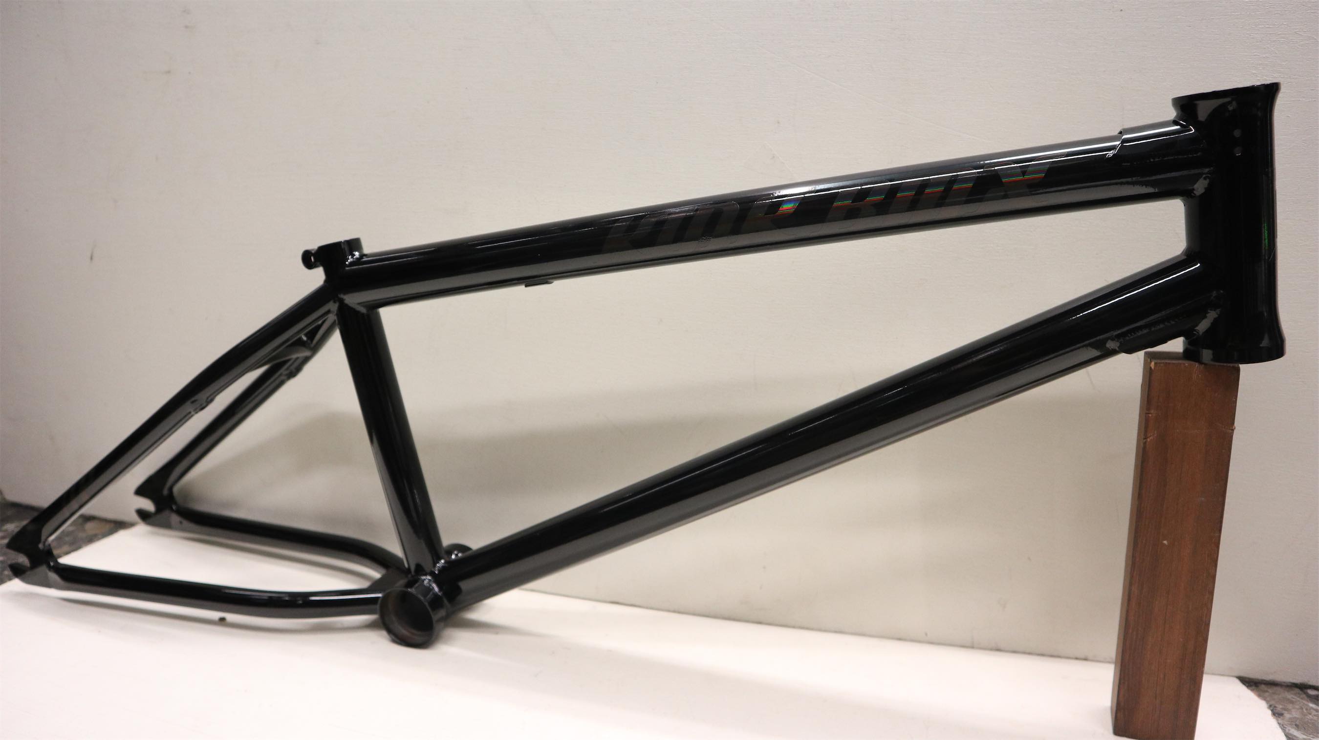 KINK フレーム　20.75 Kink Kinetic Frame (Black) (20.75